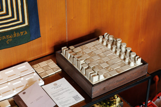Laras - Chessboard
